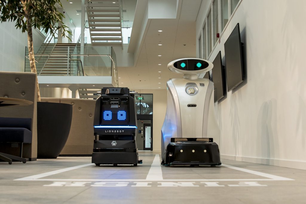 Städrobotar R3 Scrub LeoScrub robotskurmaskiner